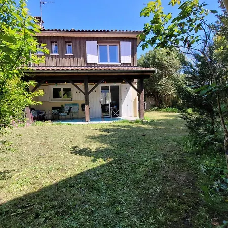 Maison Avec Terrasse Et Jardin A Villa Bordeaux